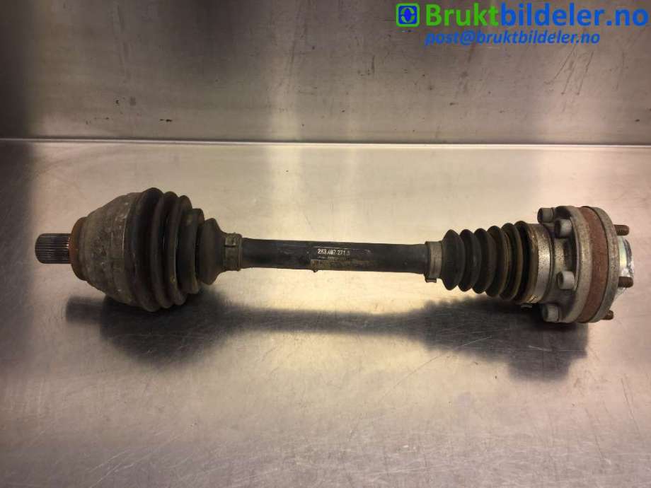 Drivaksel venstre foran til VW Caddy, 2010-2015 (Type III, Fase 2)  (VOLKSWAGEN|2K3 407 271 B)