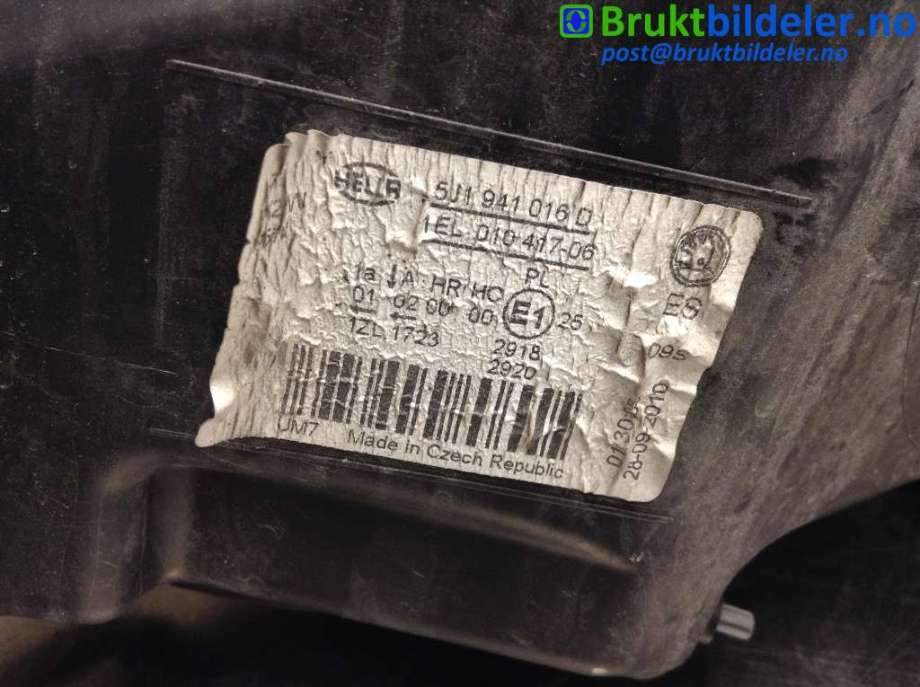 Frontlykt høyre halogen til Škoda Fabia 2010-2014 (Type II, Fase 2) (SKODA|5J1 941 016 D|1EL 010 417-06|)