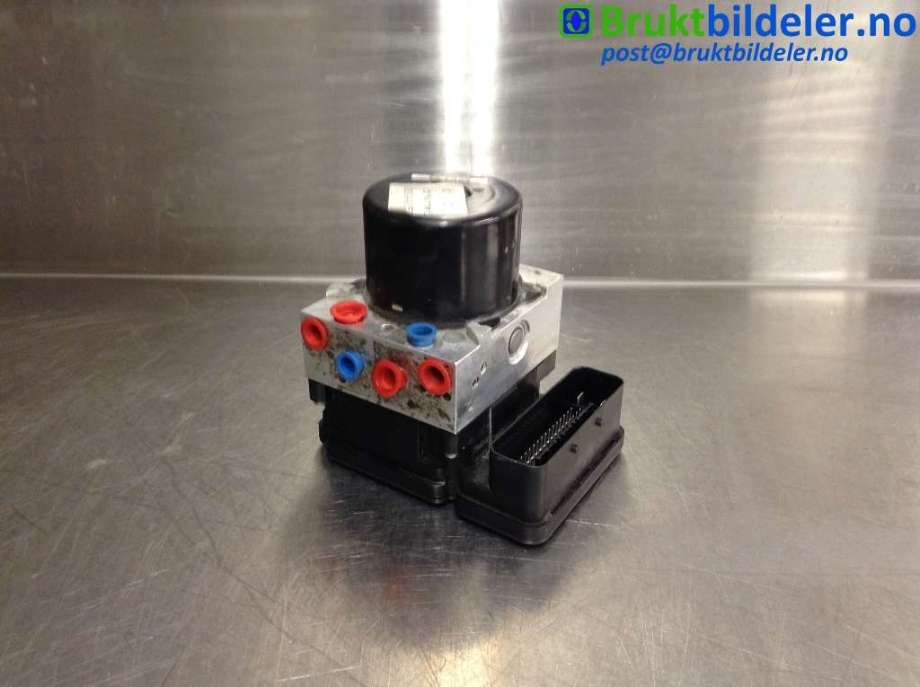 ABS sentral til Ford Focus, 2011-2014 (Type III, Fase 1)  (FORD|BV61-2C405-AK)