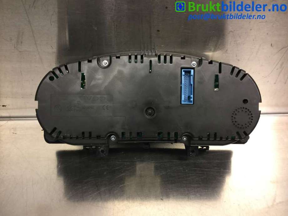 Instrumentpanel til VW Caddy 2010-2015 (Type III, Fase 2)  (VOLKSWAGEN|2K0 920 875 L|)