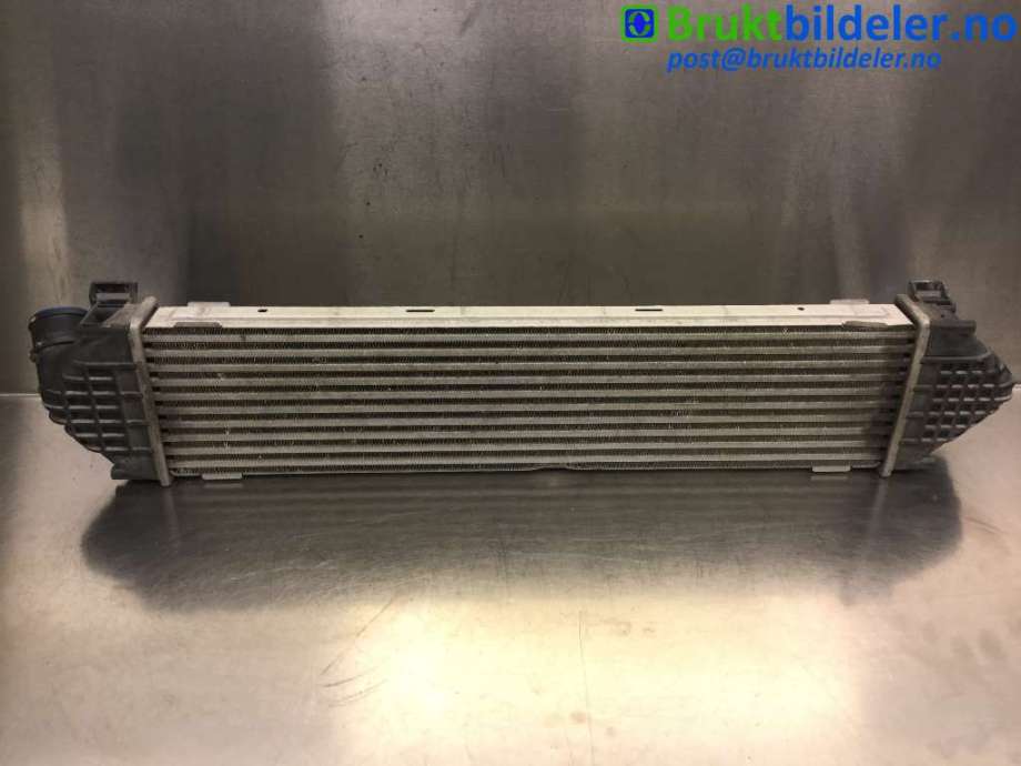 Intercooler til Volvo V70 2007-2013 (Type III, Fase 1)  (VOLVO|31338471|)