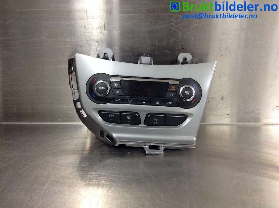 Varmeapparat betjening til Ford Focus, 2011-2014 (Type III, Fase 1)  (FORD|BM5T-18C612-CL)