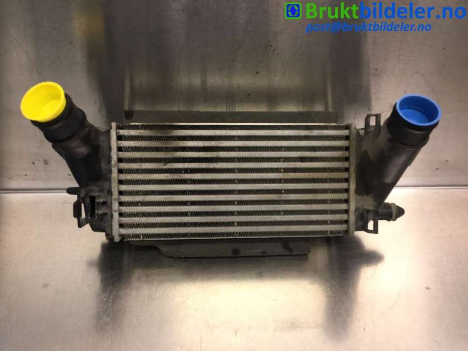 Intercooler til Ford Fiesta, 2013-2017 (Type VI, Fase 2)  (FORD|C1B1-19E839-AC)