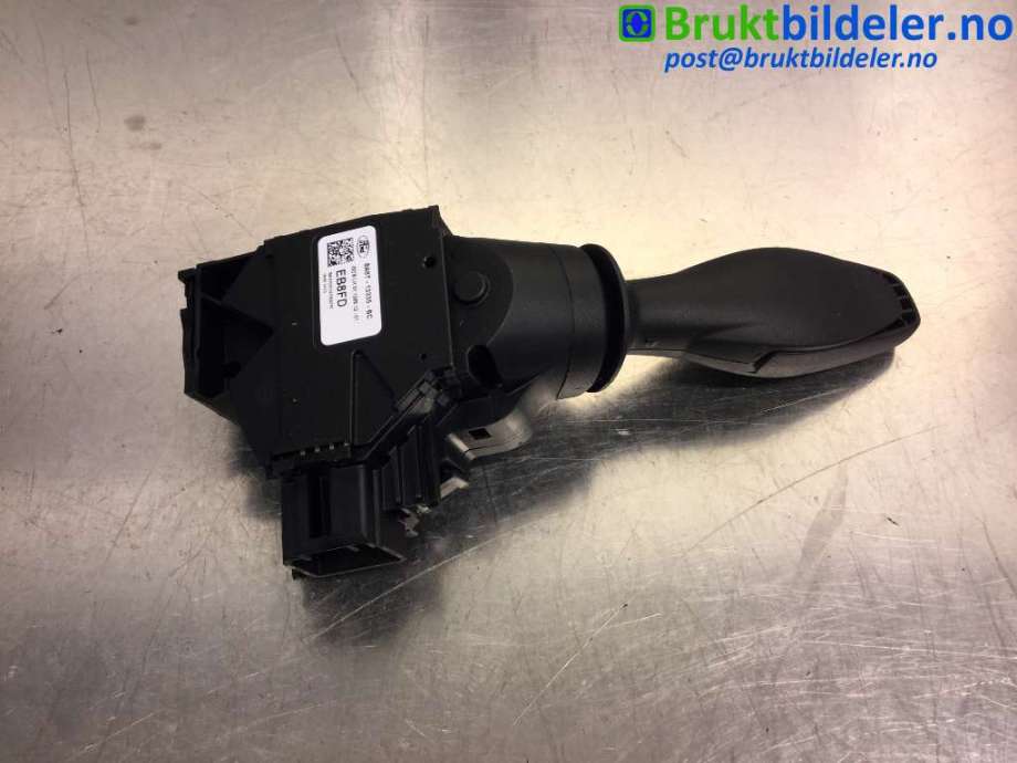Bryter blink til Ford Fiesta 2013-2017 (Type VI, Fase 2)  (FORD|8A6T-13335-BC|)