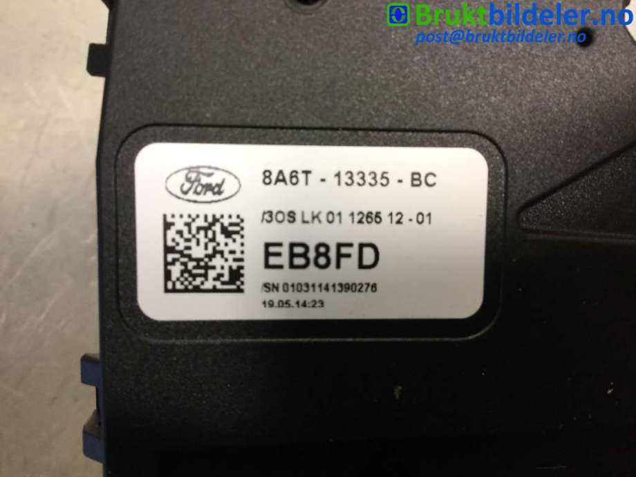 Bryter blink til Ford Fiesta 2013-2017 (Type VI, Fase 2)  (FORD|8A6T-13335-BC|)