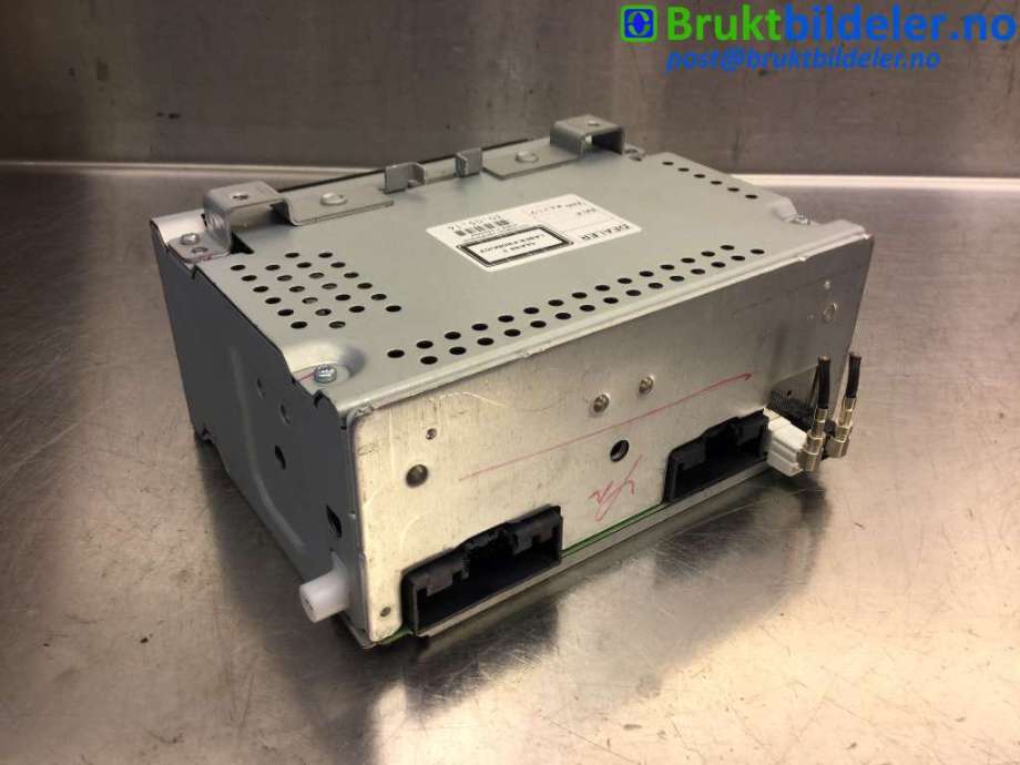 Bilstereo til Ford Fiesta 2013-2017 (Type VI, Fase 2)  (FORD|AM5T-18C815-HN|)