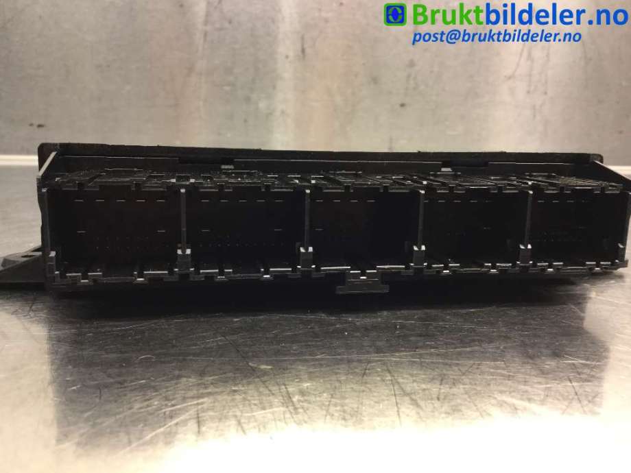 Styreenhet comfort (BCM) til Ford Fiesta 2013-2017 (Type VI, Fase 2)  (FORD|8A6T-19G481-AAM|5WK48798J|)