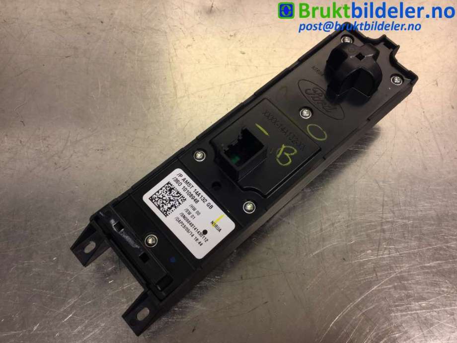 Bryter ruteheis til Ford Fiesta 2013-2017 (Type VI, Fase 2) (FORD|AM5T-14A132-GB|)