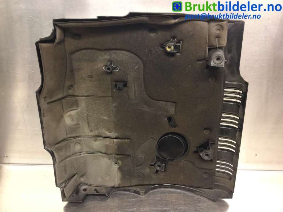 Motordeksel over motor til Audi A4 2007-2014 (Type IV) (B8) (B8) (AUDI|06J 103 926 M|)