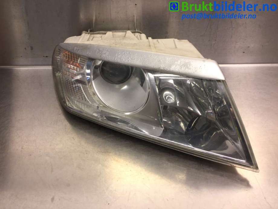 Frontlykt høyre xenon til Škoda Octavia, 2005-2008 (Type II, Fase 1)  (SKODA|)