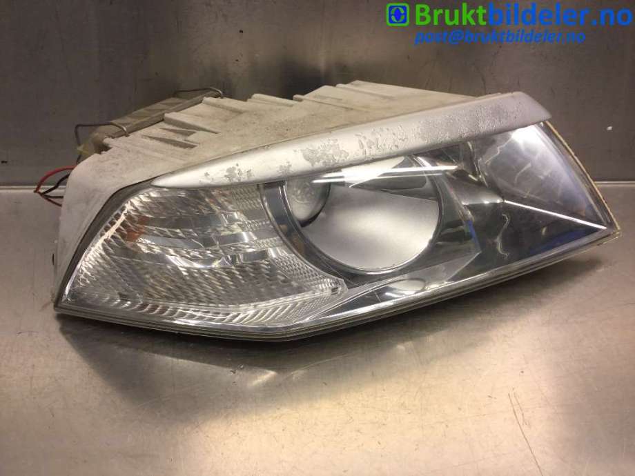 Frontlykt høyre xenon til Škoda Octavia 2005-2008 (Type II, Fase 1)  (SKODA|)