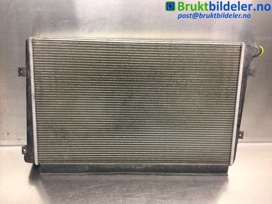 Radiator (manuell gir) til Škoda Octavia, 2005-2008 (Type II, Fase 1)  (SKODA|1K0 121 251 AK)