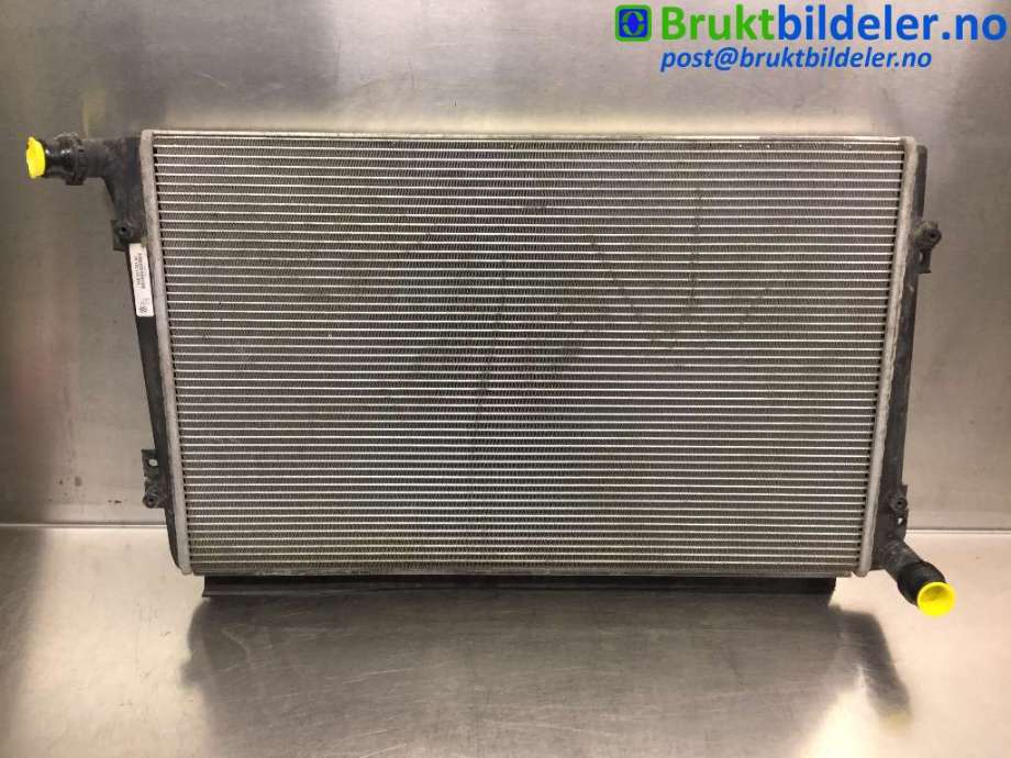 Radiator (manuell gir) til Škoda Octavia 2005-2008 (Type II, Fase 1)  (SKODA|1K0 121 251 AK|)