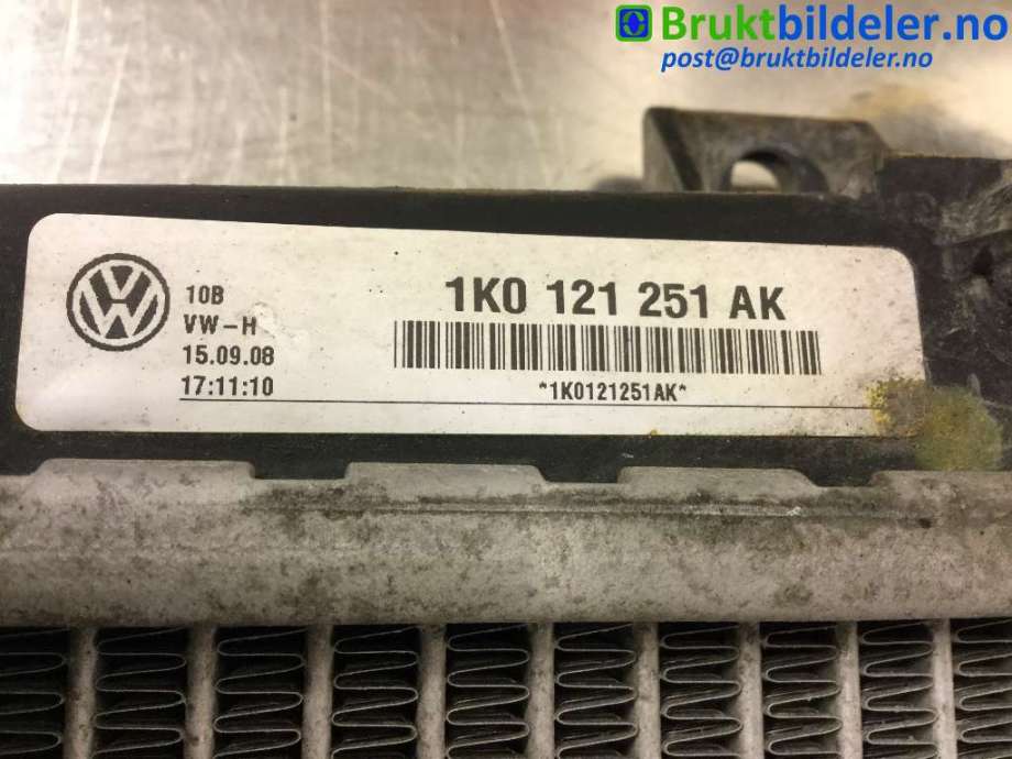 Radiator (manuell gir) til Škoda Octavia 2005-2008 (Type II, Fase 1)  (SKODA|1K0 121 251 AK|)