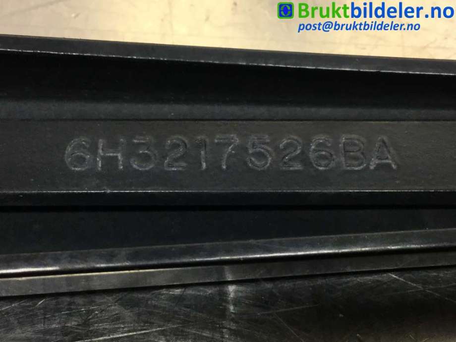 Viskerarmer frontrute til Land Rover Discovery 2005-2009 (Type III) (LAND-ROVER||6H2217526BA|6H32-17526-BA)