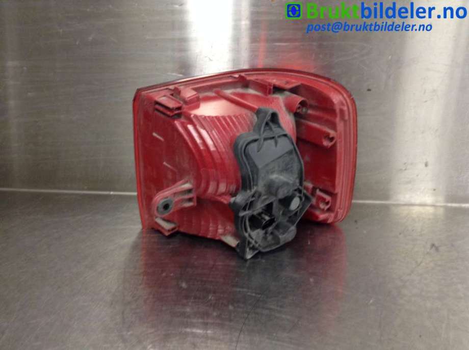 Baklykt venstre til VW Touran 2010-2015 (Type I, Fase 3)  (VOLKSWAGEN|1T0 945 095 R|)
