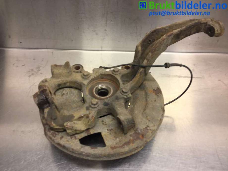 Hjulspindel venstre foran til Land Rover Discovery 2005-2009 (Type III)  (LAND-ROVER|RUB000234|)