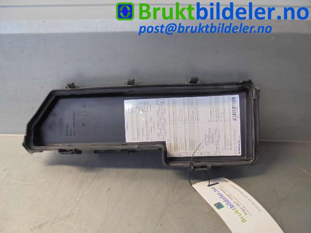 Diverse deler til Volvo XC70 2005-2007 (Type I, Fase 2)  (VOLVO|9494211|)
