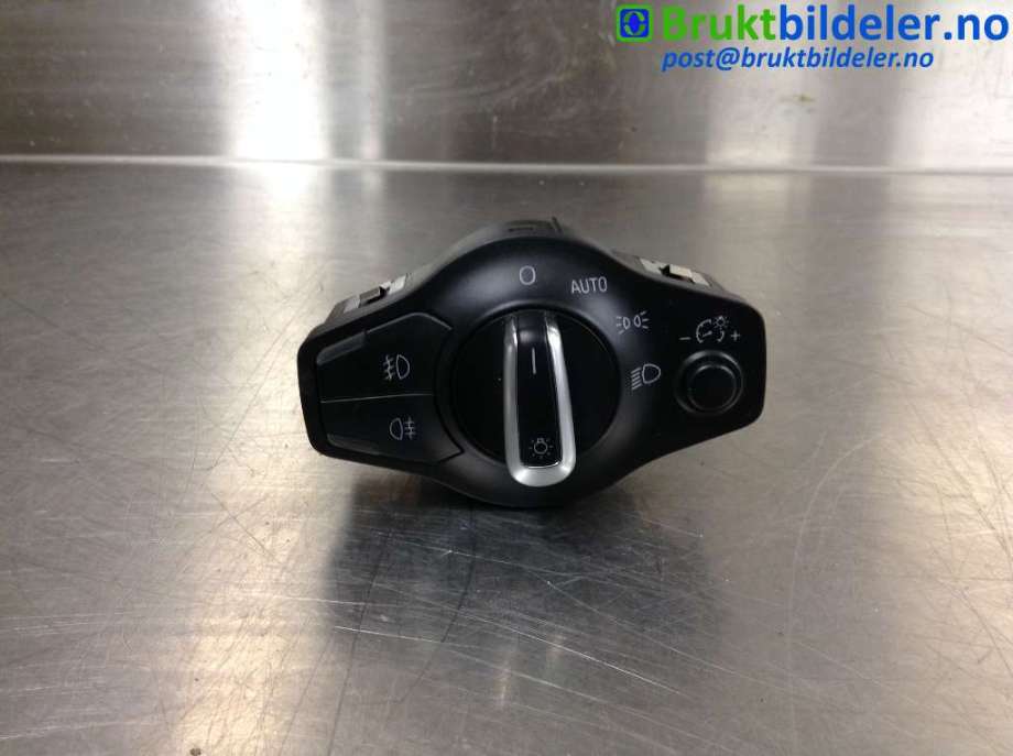 Bryter lys til Audi A5, 2007-2016 (Type I)  (AUDI|8K0 941 531 AS)