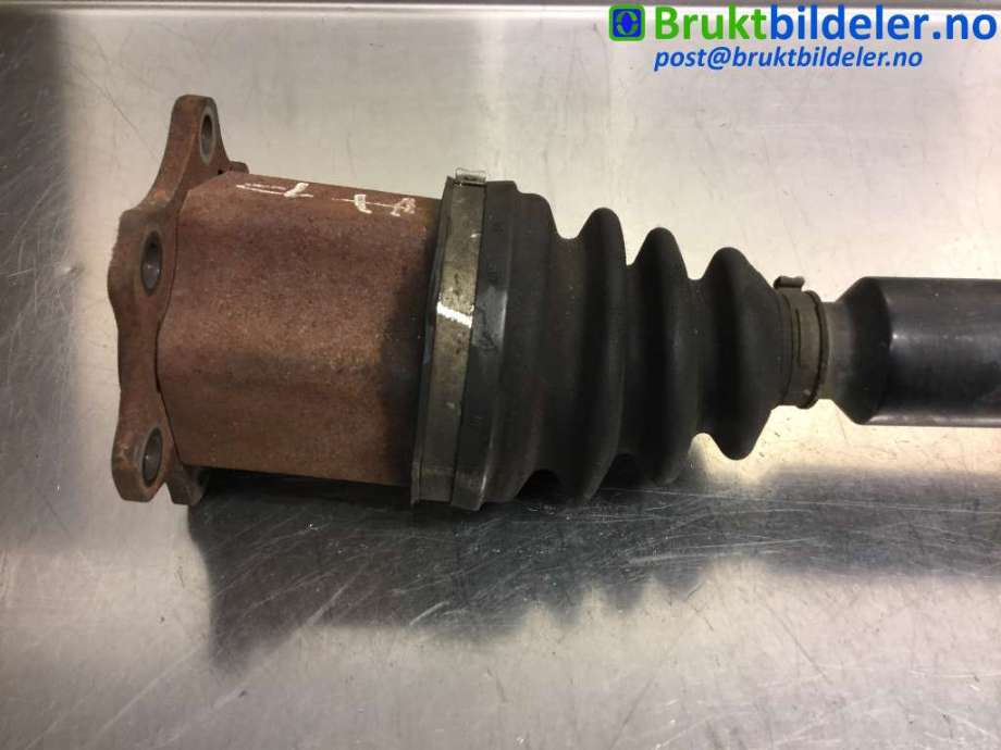 Drivaksel høyre foran til VW Passat 2005-2010 (B6) (B6) (VOLKSWAGEN|1K0407272ER|)