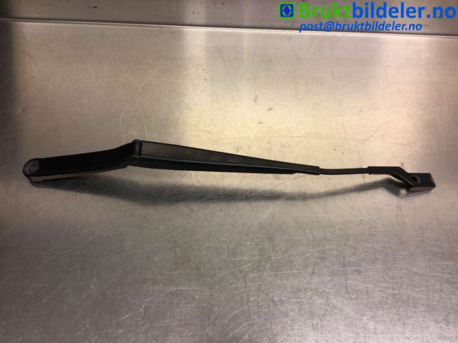 Viskerarmer frontrute til VW Passat, 2005-2010 (B6) (B6) (VOLKSWAGEN|3C1 955 409 C)