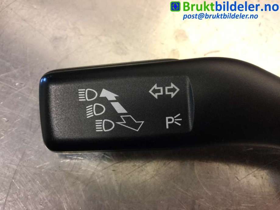 Bryter blink til VW Tiguan 2007-2011 (Type I, Fase 1)  (VOLKSWAGEN|1K0953513E|)