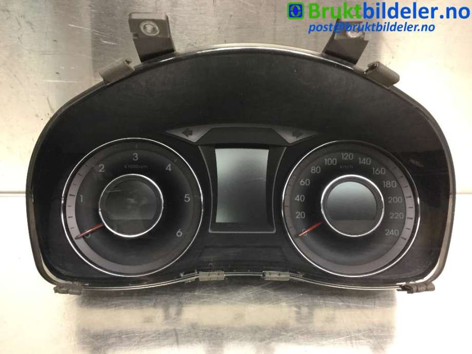 Instrumentpanel til Hyundai i40, 2012-2017  (HYUNDAI|940013Z400)