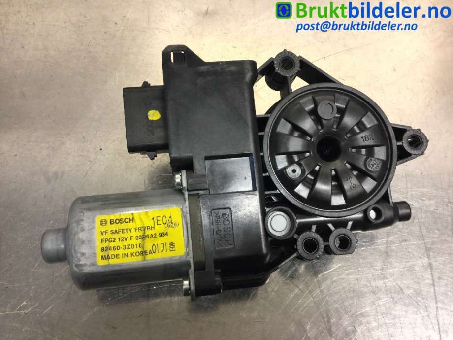 Ruteheis høyre foran til Hyundai i40 2012-2017  (HYUNDAI|824603Z010|F00S1AS934|)
