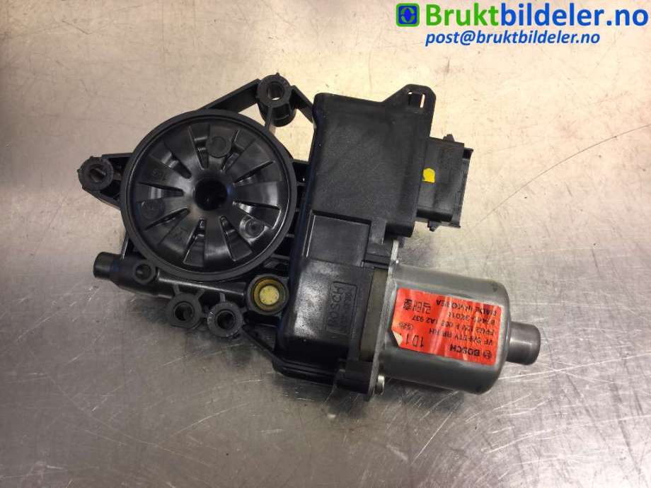 Ruteheis høyre bak til Hyundai i40 2012-2017  (HYUNDAI|834603Z010|F00S1A2937|)