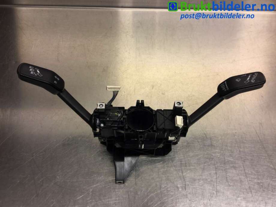 Bryter combi til VW Passat, 2015-2019 (Fase 1) (B8) (B8) (VOLKSWAGEN|3Q0 953 521 AM)
