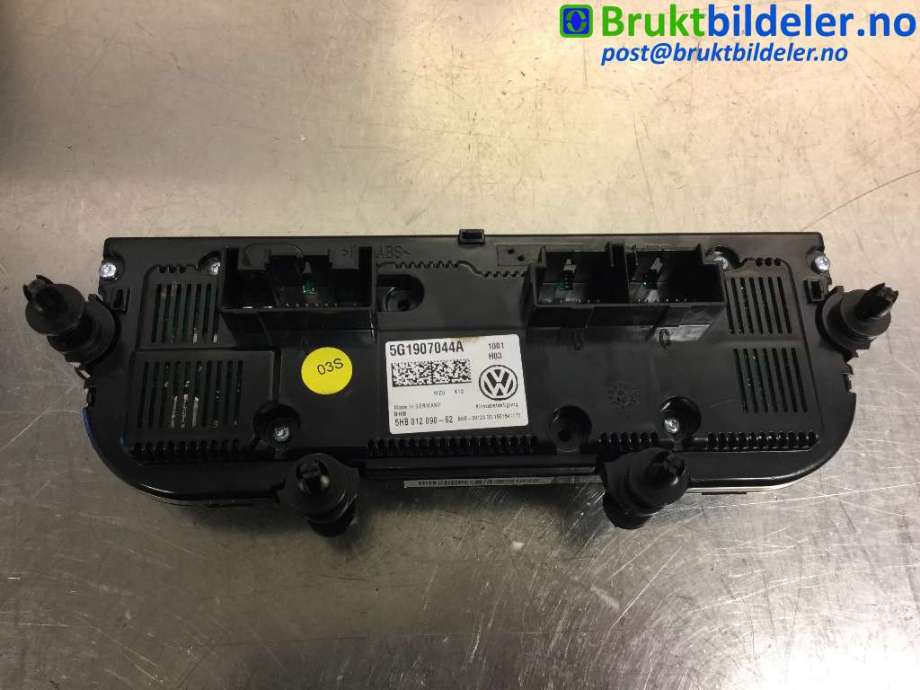 Varmeapparat betjening til VW Passat 2015-2019 (Fase 1) (B8) (B8) (VOLKSWAGEN|5G1 907 044 A|5HB 012 090-62|)