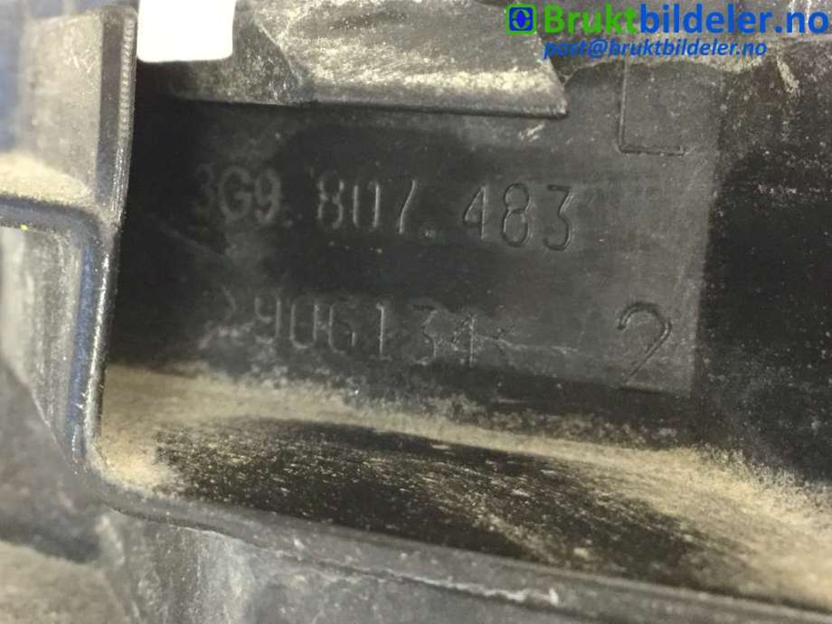 Diverse deler til VW Passat 2015-2019 (Fase 1) (B8) (B8) (VOLKSWAGEN|3G9807483|)