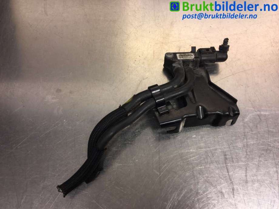 Diverse deler til VW Tiguan, 2007-2011 (Type I, Fase 1)  (VOLKSWAGEN|076906051A)