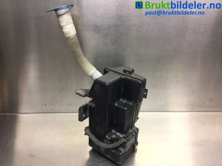 Spylertank til VW Tiguan, 2007-2011 (Type I, Fase 1)  (VOLKSWAGEN|5N0955453 B)