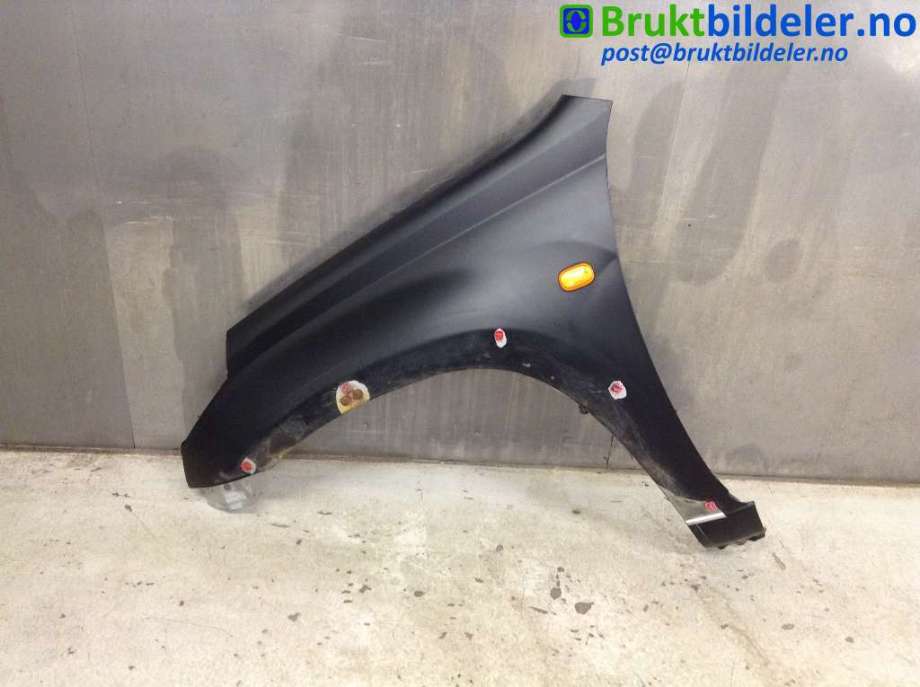 Skjerm venstre foran til Toyota RAV4, 2000-2006 (Type II) (TOYOTA|)