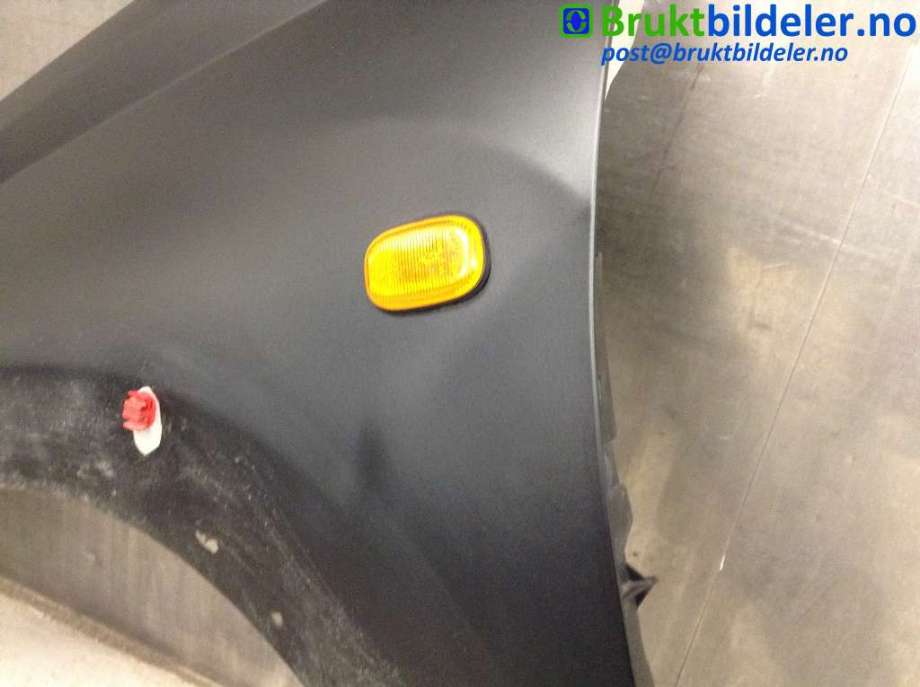 Skjerm venstre foran til Toyota RAV4 2000-2006 (Type II)  (TOYOTA|)