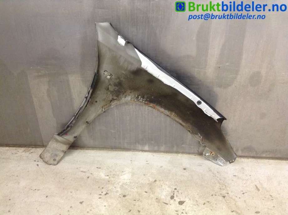 Skjerm venstre foran til Toyota RAV4 2000-2006 (Type II)  (TOYOTA|)