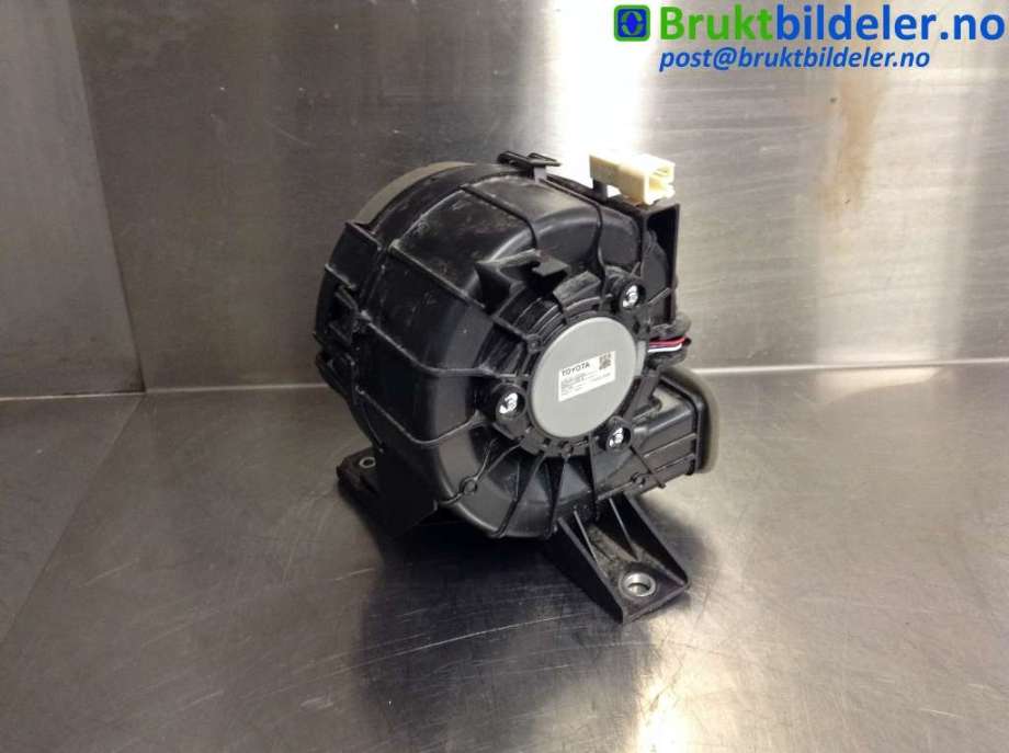 Kjølevifte til Toyota Yaris 2014-2020 (Type III, Fase 2)  (TOYOTA|G9230-52040|1702023569|)