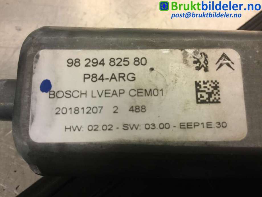 Ruteheis venstre bak til Peugeot 3008 2016-->> (Type II)  (PEUGEOT|9830389080||9829482580)