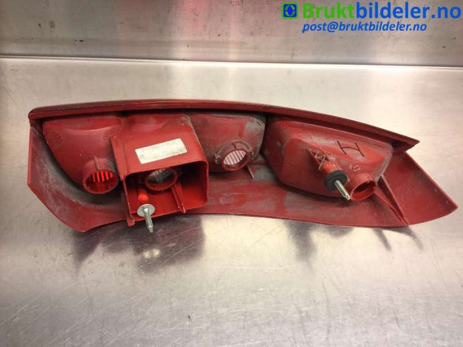 Baklykt høyre til Peugeot 807 2003-2009 (PEUGEOT|)