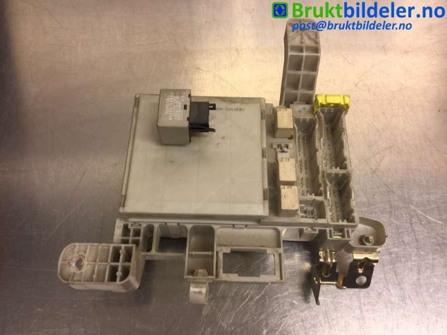 Sikringsboks til Toyota Land Cruiser 120 2002-2009 (TOYOTA||03953G18K)
