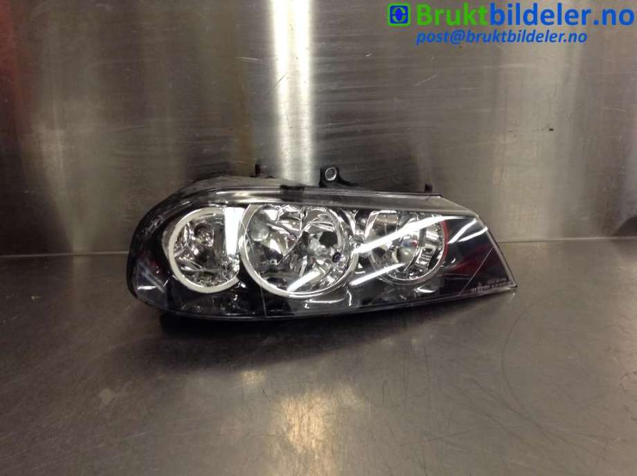 Frontlykt høyre halogen til Alfa Romeo 156 2004-2006 (ALFA ROMEO|)