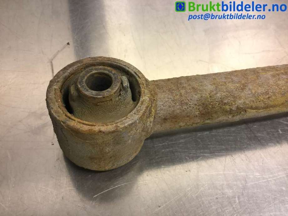 Bærebru høyre bak til Toyota Land Cruiser 120 2002-2009  (TOYOTA|4874035040|)