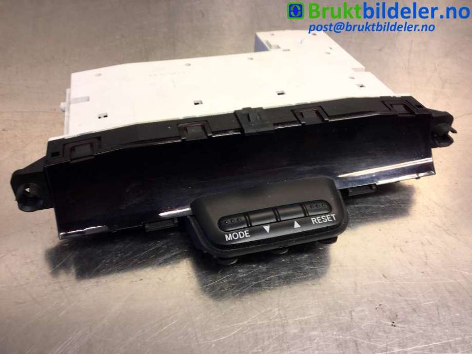 Multimedia display (MCU - Media Controller Unit) til Toyota Land Cruiser 120 2002-2009 (TOYOTA|8329060251|0261003741|)