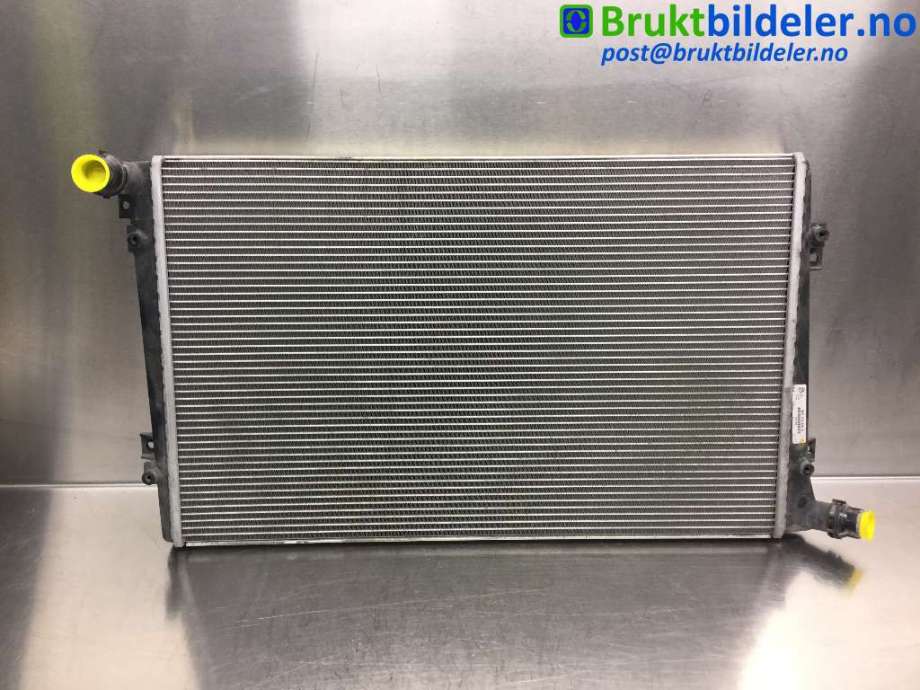 Radiator (manuell gir) til VW Passat 2005-2010 (B6) (B6) (VOLKSWAGEN|3C0 121 253 S|)