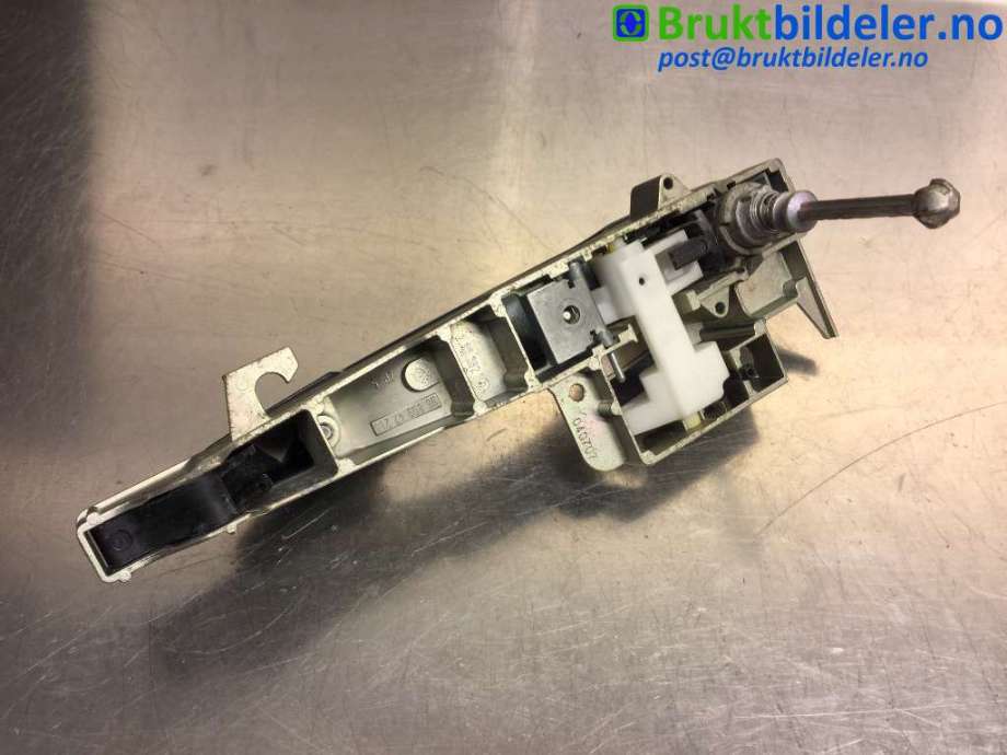 Dørhåndtak utv høyre til Peugeot 407 2004-2010  (PEUGEOT|9680947280|)