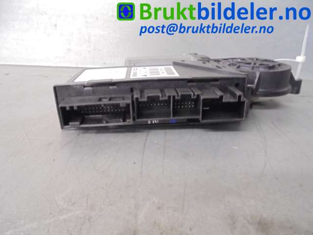 Ruteheis venstre foran til Audi A4 2004-2008 (Type III) (B7) (B7) (AUDI|8E1 959 801 B|5WK47002EBF|)