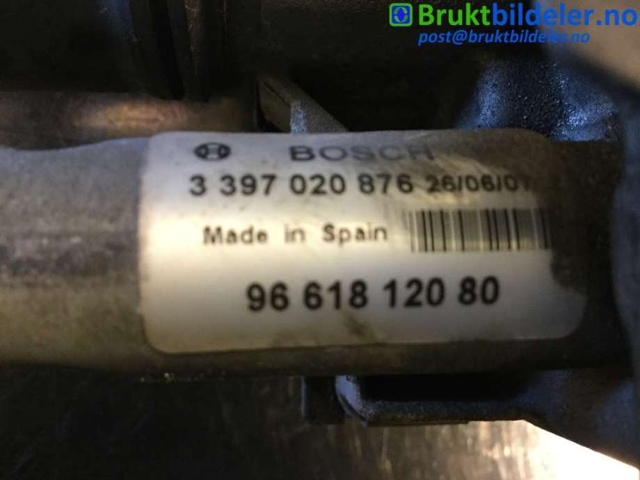 Viskermotor frontrute til Peugeot 407 2004-2010  (PEUGEOT||0390241969|96 618 120 80)