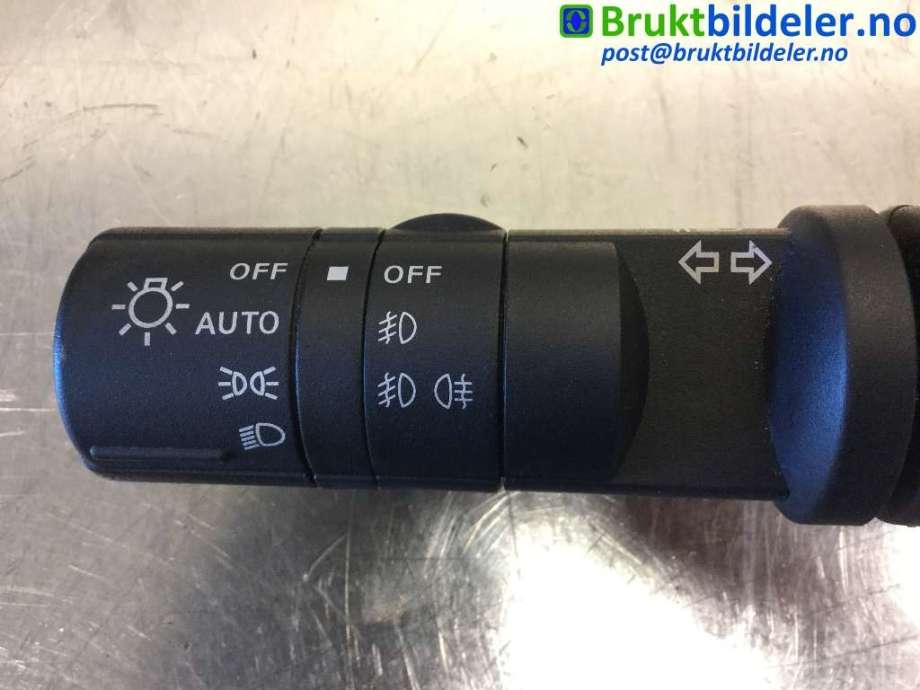 Bryter blink til Nissan Qashqai 2007-2010 (Type I, Fase 1)  (NISSAN|9321SN|)