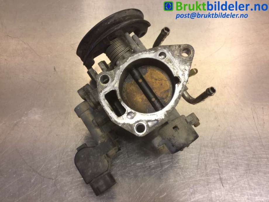 Spjeldhus til Toyota RAV4 2000-2006 (Type II)  (TOYOTA|)